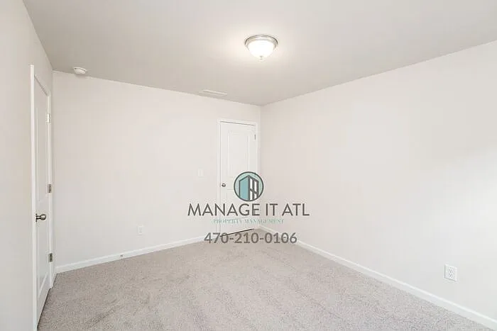 750 Shallowford Rd — Photo 20