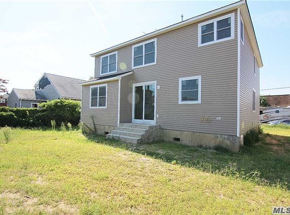 3rd image of 3805 Tiana St