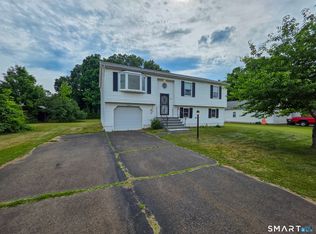 105 Northfield Rd, Wallingford, CT 06492