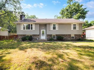 1000 SW Lakeview Blvd, Lees Summit, MO 64081