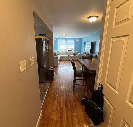 5th image of 480 S 17Th St
