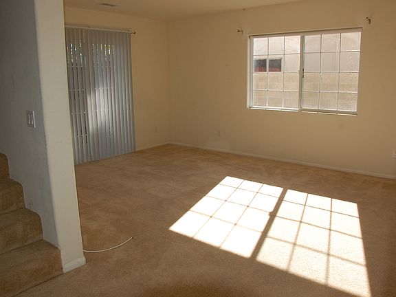 5th image of 16506 La Salle Ave