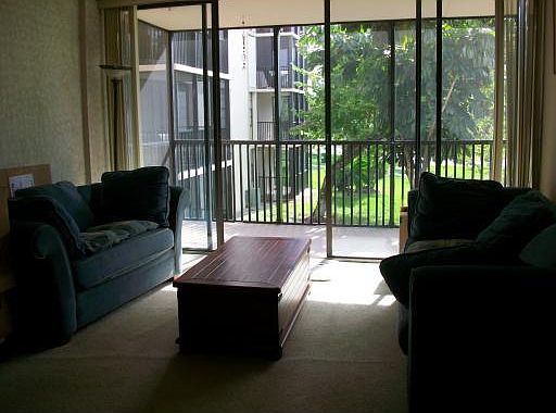 5th image of 3101 N Country Club Dr APT 206