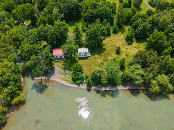 56 Giards Bay Drive, Bridport, VT 05734