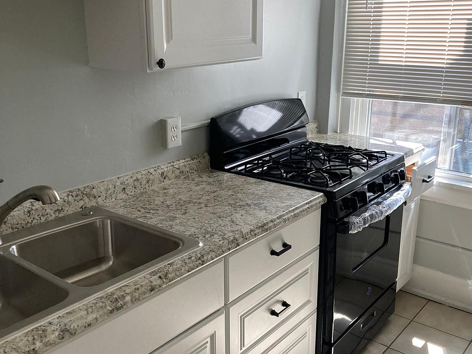1st image of 3026 Harrison Ave APT 5