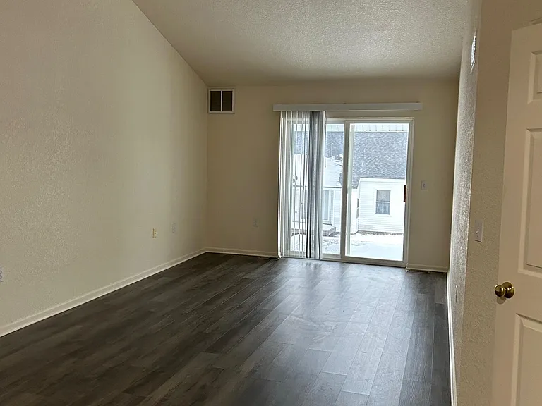 873 Glen Haven Cir #2 — Photo 2