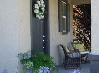 10537 Fossil Way, Elk Grove, CA 95757