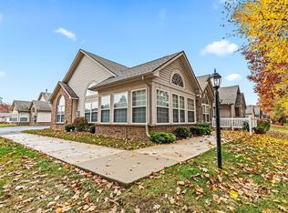 36050 Abbey Dr, Westland, MI 48185