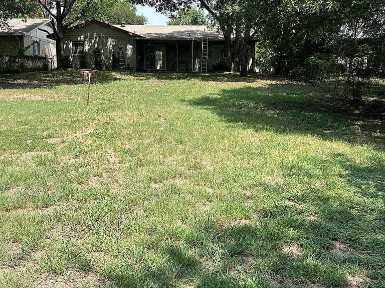 430 Parkview Dr — Photo 12