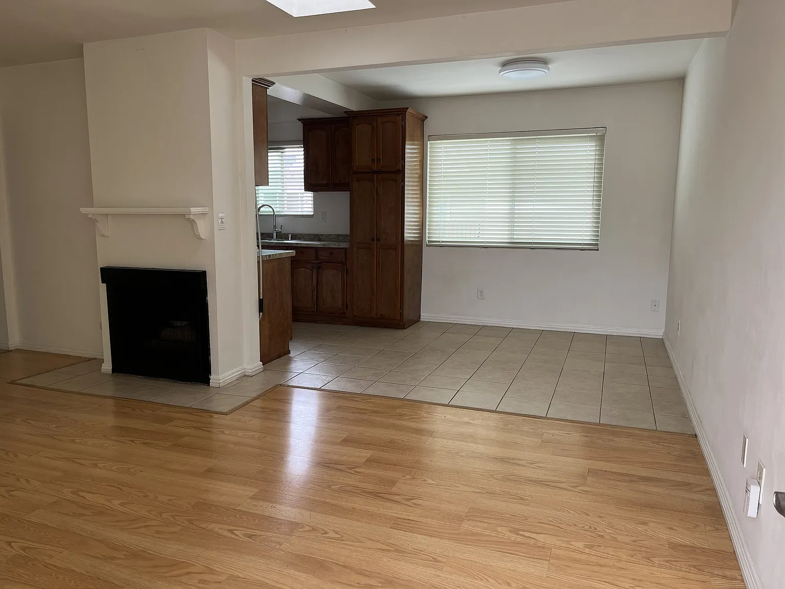 16901 Green Ln — Photo 4