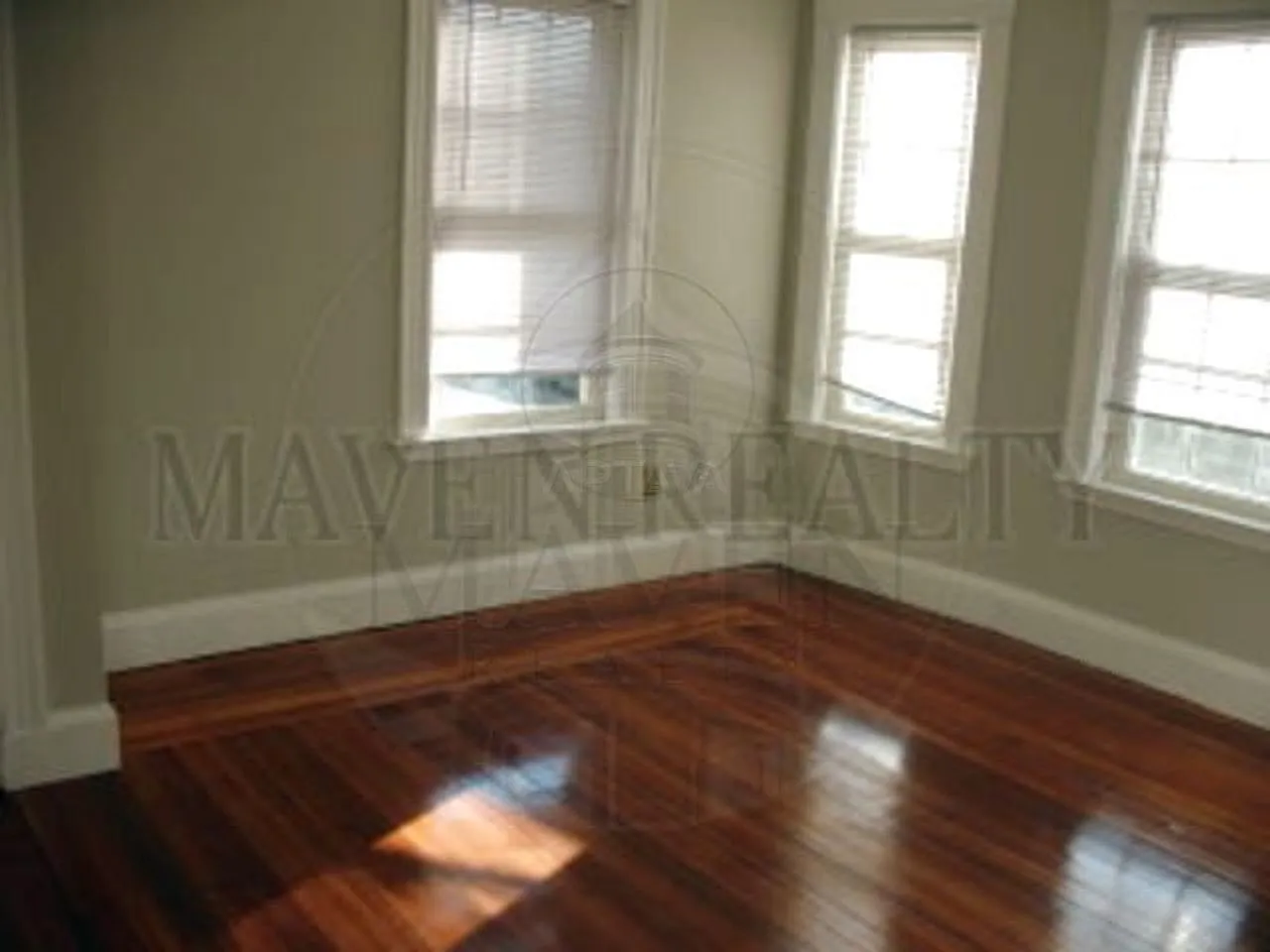 3 bed, $3,800 — Photo 4