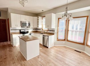 13679 Essex Ct, Eden Prairie, MN 55347