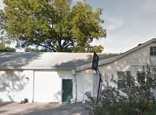 9200 Dempley Ave, Louisville, KY 40272