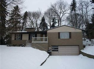 346 Myrna Dr, Pittsburgh, PA 15241