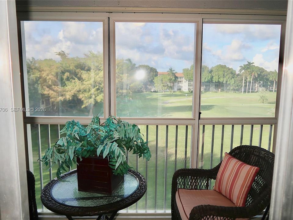 1st image of 701 SW 128th Ave APT 401F