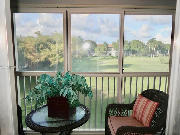 701 SW 128th Ave APT 401F, Pembroke Pines, FL 33027