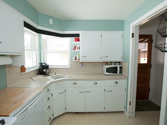 5th image of 477 Fairfield Ave NW