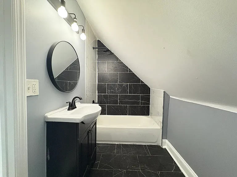 495 Clinton Ave #3C — Photo 6