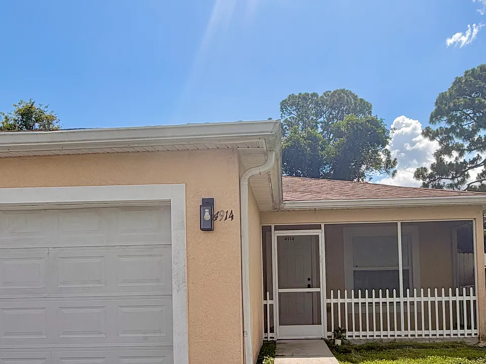 4914 Golfview Blvd #1