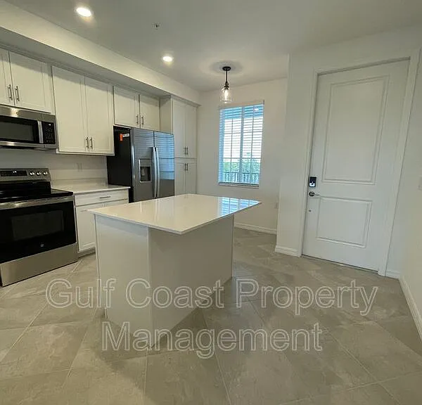 14191 Heritage Landing Blvd #1235 — Photo 6
