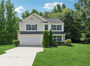 27 Waterbury Way, Douglasville, GA 30134