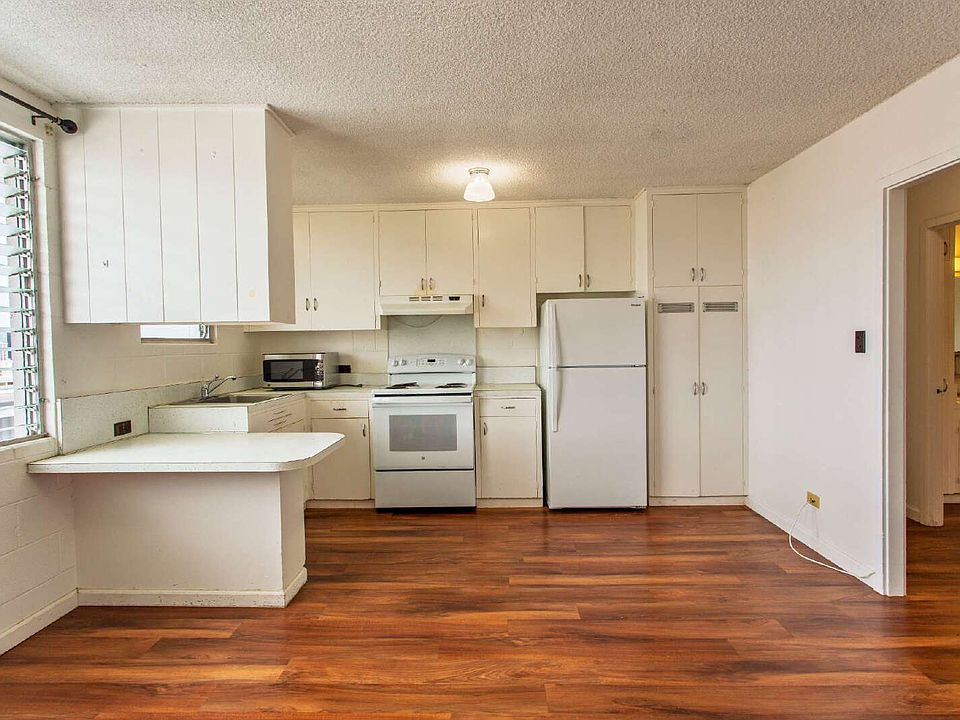 1st image of 1516 Emerson St APT 304