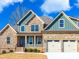 202 Woodland Dr, Minooka, IL 60447