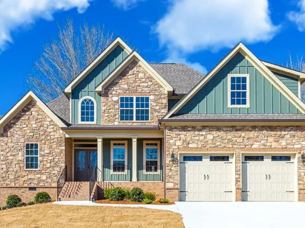 202 Woodland Dr, Minooka, IL 60447