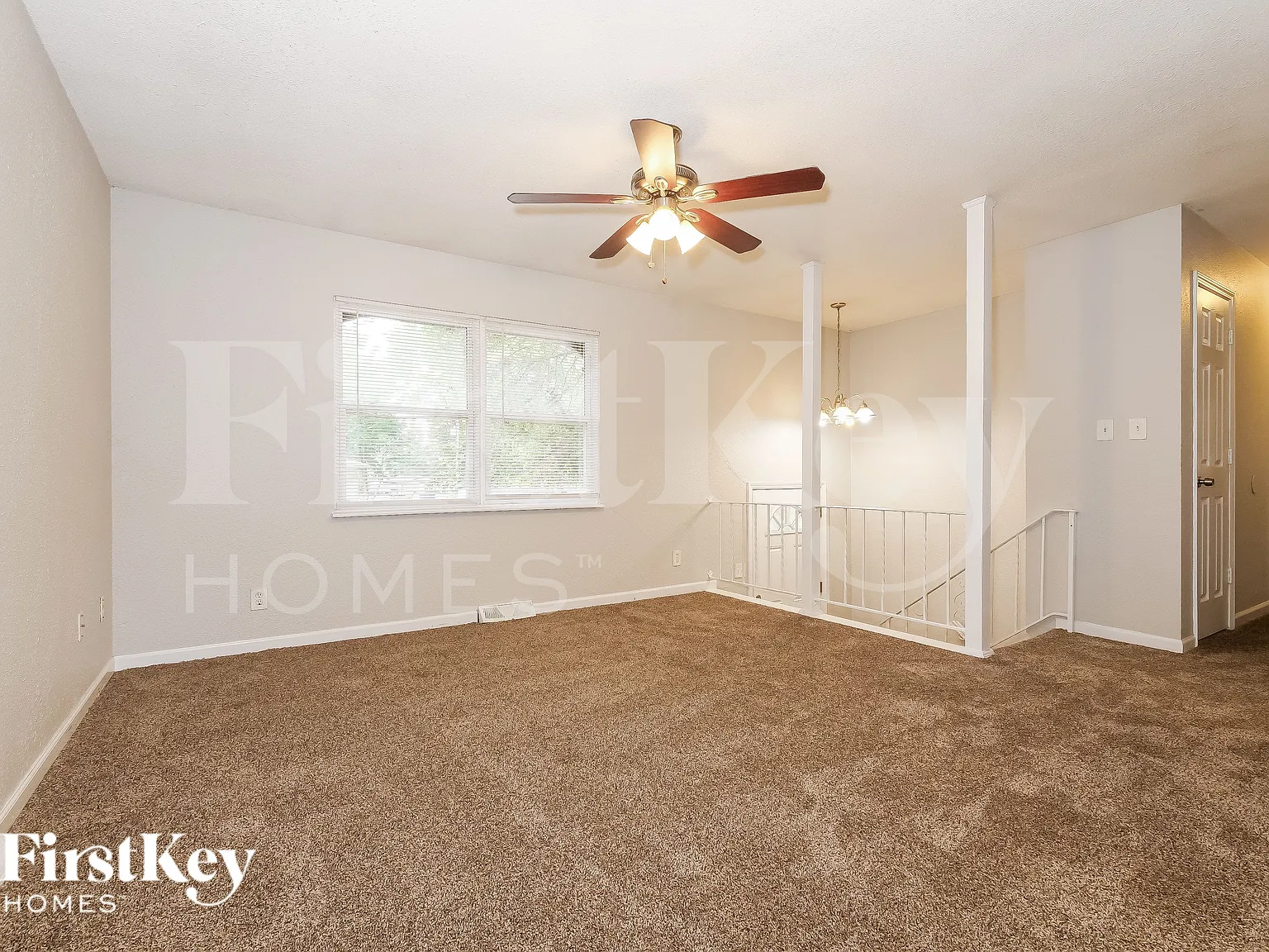 3 bed, 2.0 bath, 1008 sqft, $1,945 — Photo 3