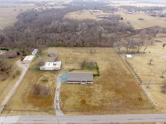 5th image of 2050 E Fox Ln