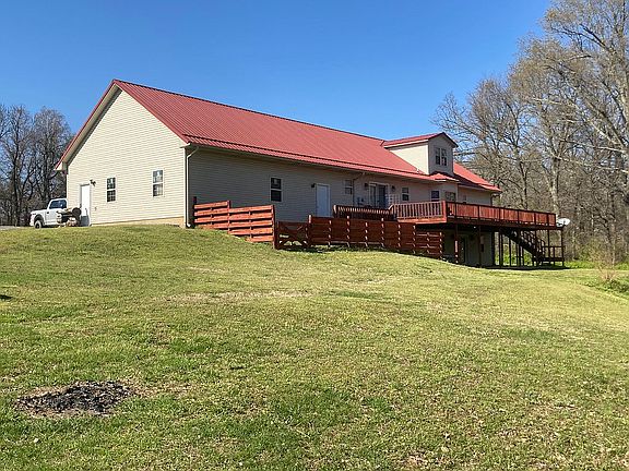 4th image of 15050 Apple Blossom Ln