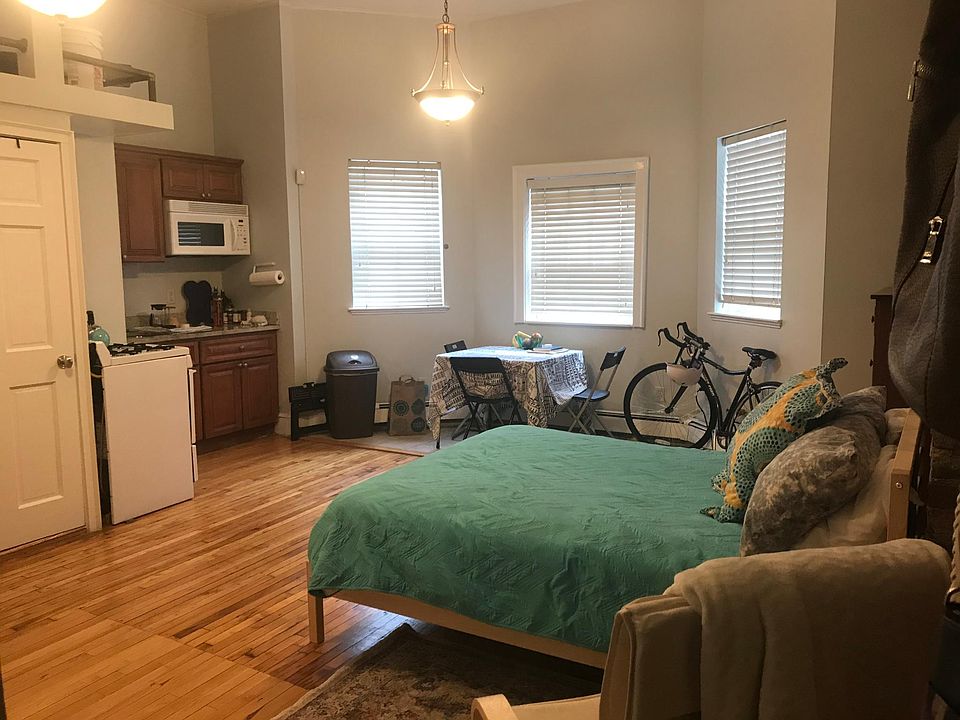 2nd image of 2 Symphony Rd #1F