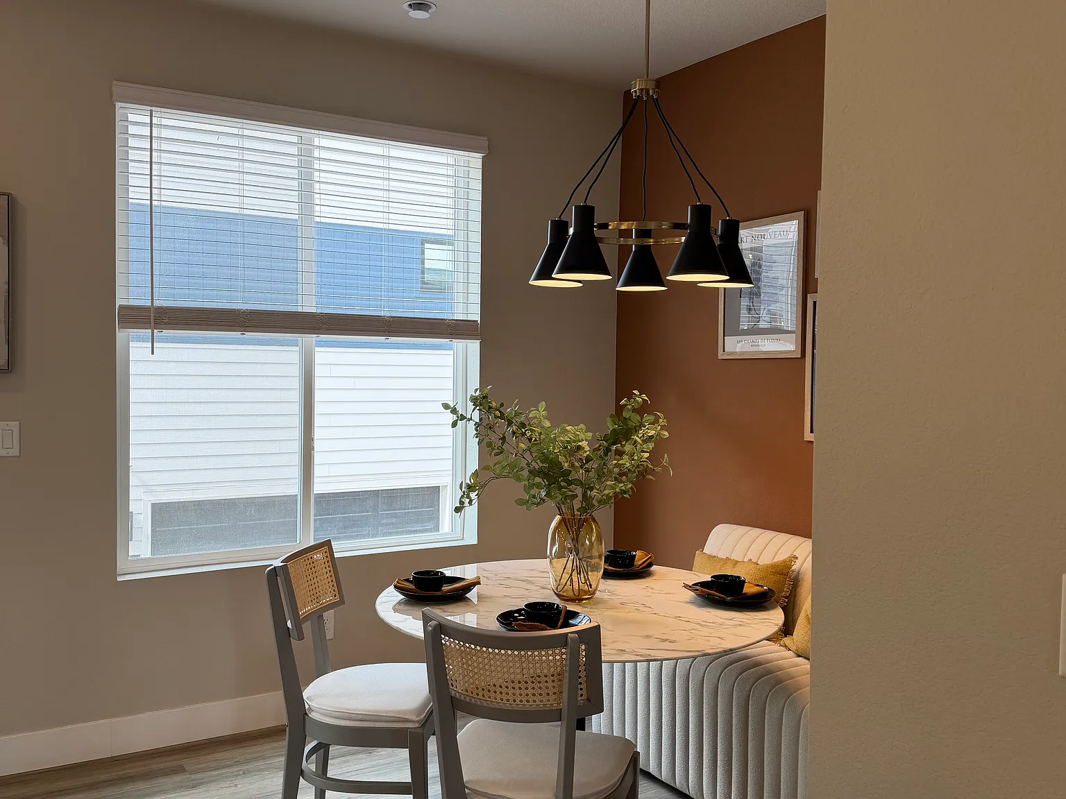 3 bed, 1667 sqft, $2,950 — Photo 3