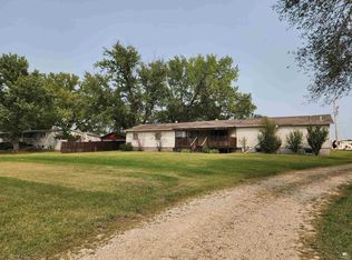 5610 Elbo Bluff Dr, Manhattan, KS 66502
