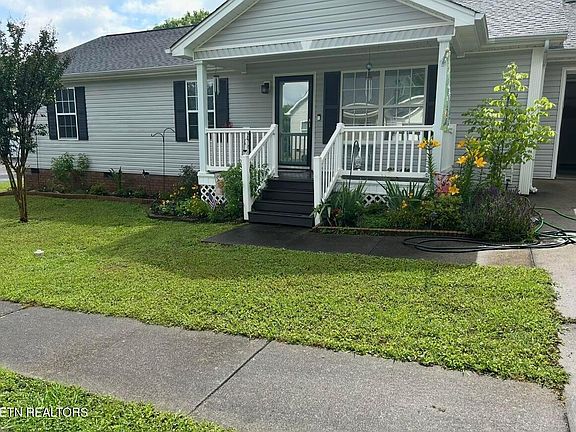 2nd image of 103 Savannah Cv