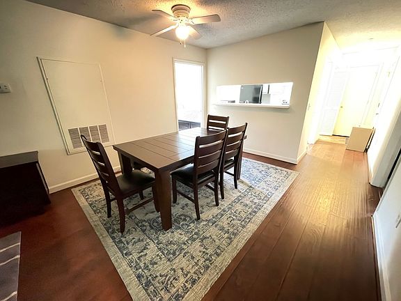 4th image of 303 Smith Level Rd #C