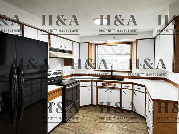 5th image of 2205 S Meridian St Unit 1