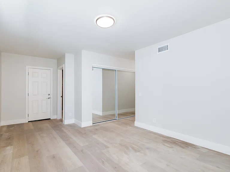 9050 Terhune Ave — Photo 7