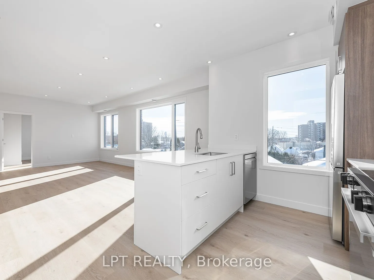2 bed, $2,600 — Photo 3