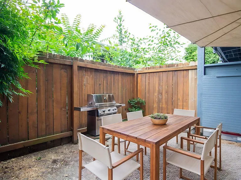 39th Place Townhomes — Photo 7