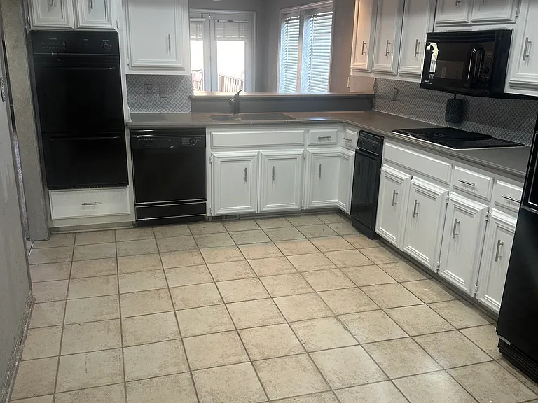 5923 S Atlanta Ave E #30 — Photo 60