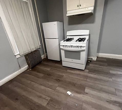 5th image of 68 Herriot St