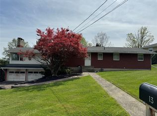 13 Tudor Dr, Endicott, NY