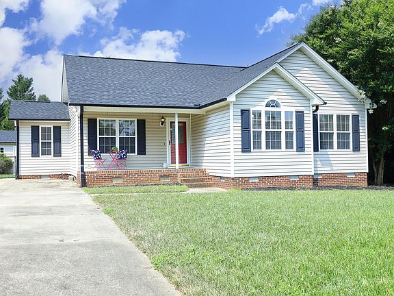 2nd image of 636 Natalie Dr
