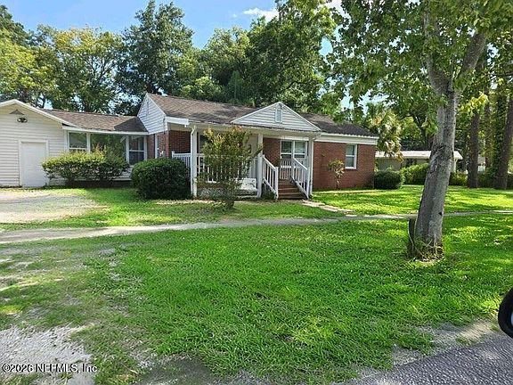 2nd image of 4762 CAMBRIDGE Road