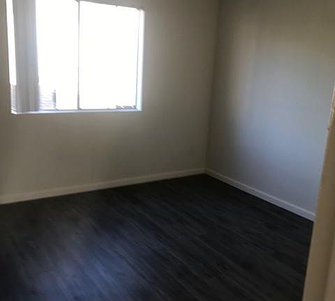 3rd image of 5302 Cartwright Ave APT 4