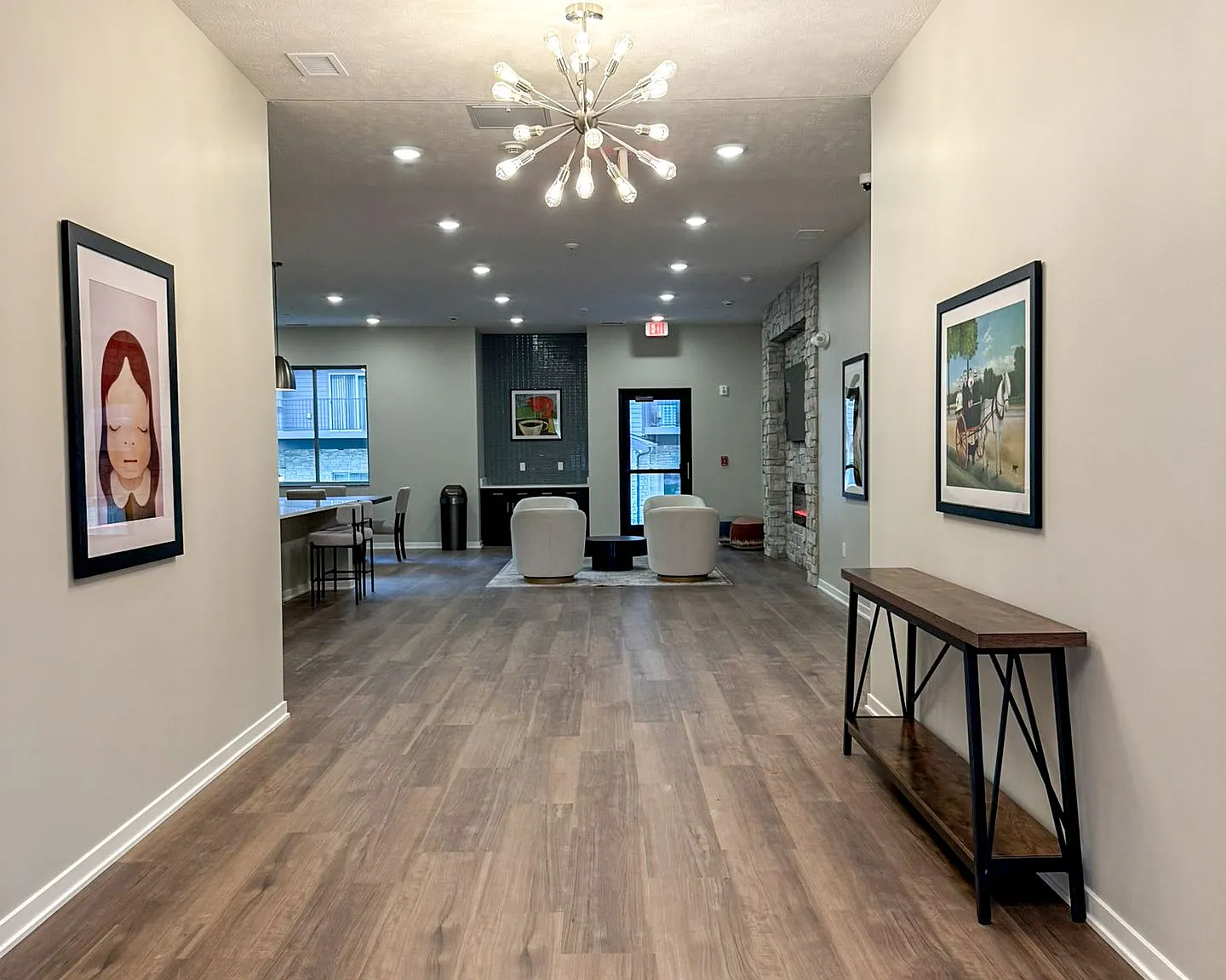 Horizon Ridge - Free Garage Included With Every Unit! Brand New Luxury Living In The Highlands — Photo 4