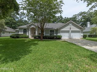 2285 Eagle Harbor Pkwy, Fleming Island, FL 32003