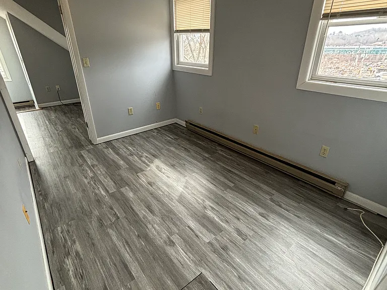 11 Roberts St #3 — Photo 5