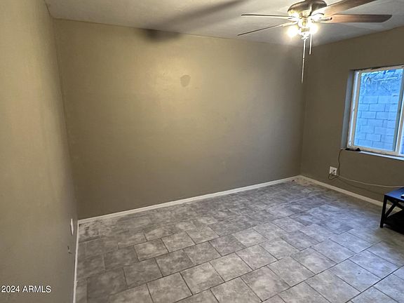 4th image of 1106 N Ocotillo St